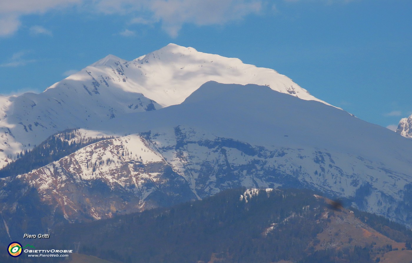 41 Zoom su Cima Menna (2300 m).JPG